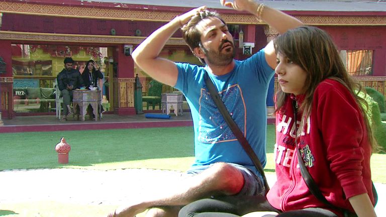 Unseen Undekha Day 41: Banis dislike for Manu!