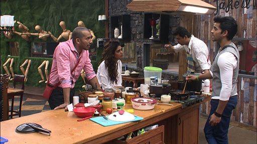 Face Reader Janardhan Predict the future of BiggBoss 8