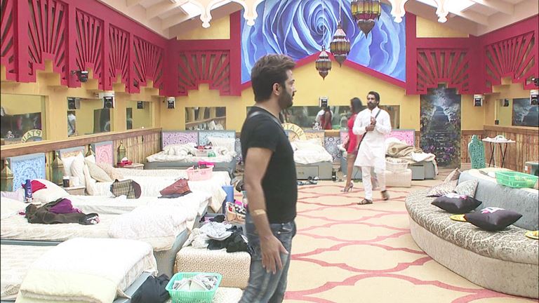 Unseen Undekha Day 41: Manveers jealousy towards Manu!
